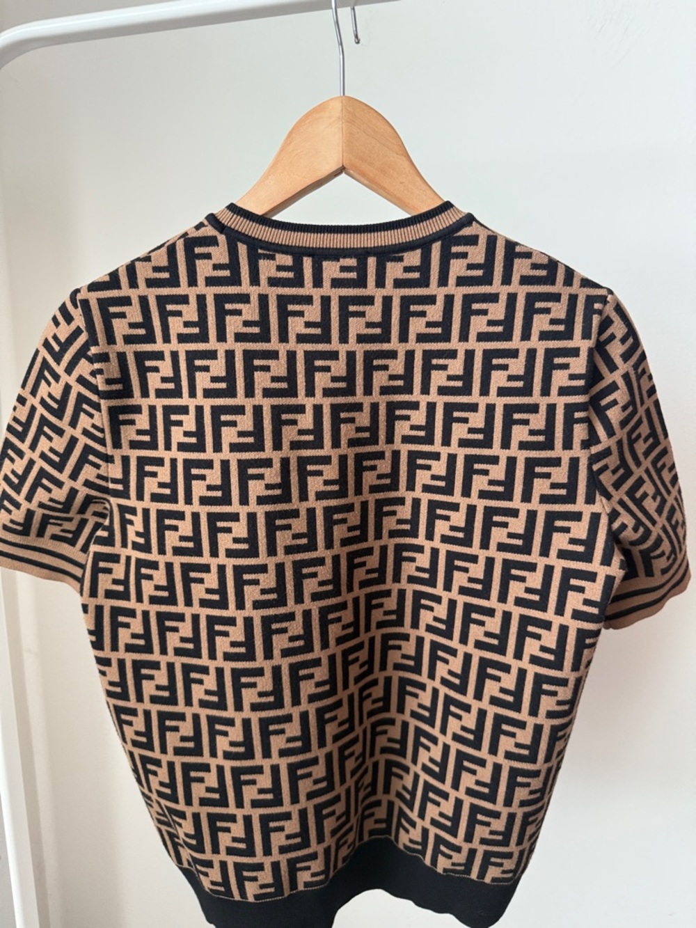 FENDI Sweater Fabric FF Motif Sweater Short Sleeve Size 44 - Picture 5 of 14